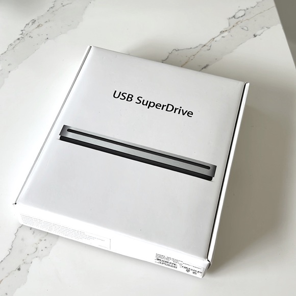 Apple USB SuperDrive 🍎 - Picture 2 of 3